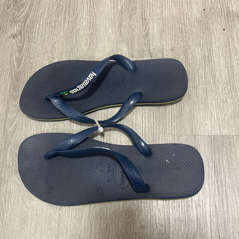 Havaianas Dark Blue Flip Flops